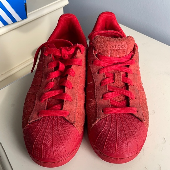Red Adidas Superstars - Picture 1 of 2